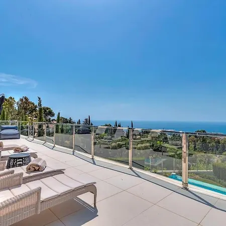 Villa Espectacular In Higueron Benalmádena