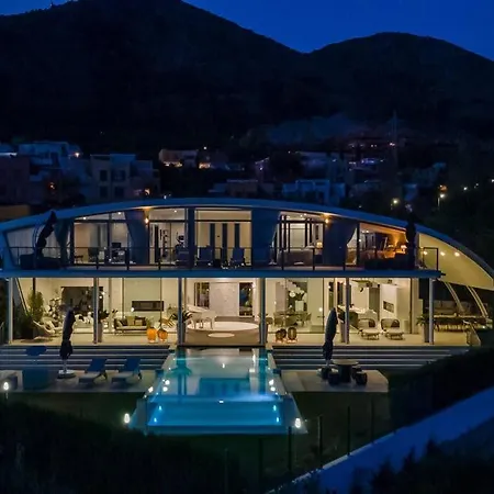 Villa Espectacular In Higueron